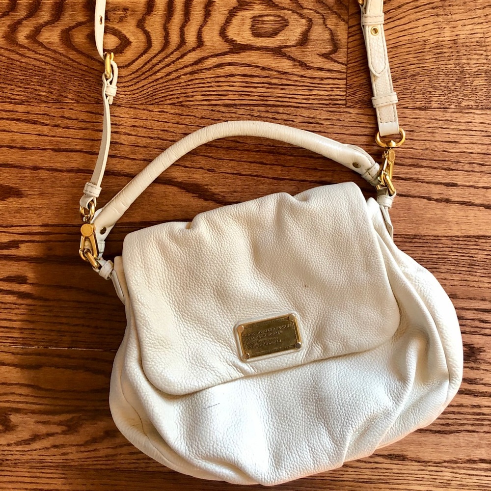 Marc Jacobs White Leather Cross body purse